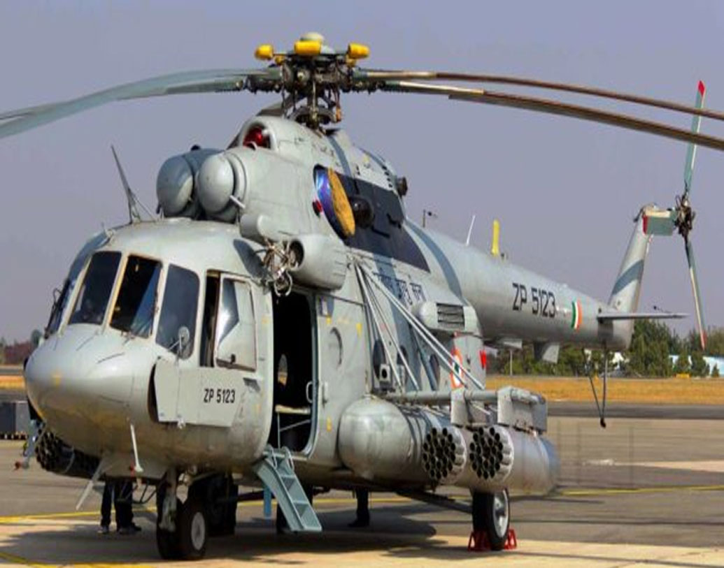 এমআই-১৭ভি৫: অত্যন্ত আধুনিক মানের এই সামরিক কপ্টারে রয়েছে নেভিগেশনাল ইক্যুইপমেন্টস, অ্যাভিওনিক্স, আবহাওয়া সংক্রান্ত রাডার।