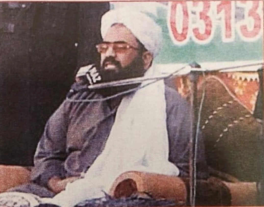 দু’দশকের উপর ভারতের মাথাব্যথার কারণ ছিল বালাকোটের জঙ্গি প্রশিক্ষণ শিবিরটি। নয়ের দশকে শিবিরটি তৈরি করেছিল হিজবুল মুজাহিদিন। কন্দহর কাণ্ডের পর মুক্তি পেয়ে মাসুদ আজহার শিবিরের দায়িত্ব নেয়। সূত্র বলছে, ২০০১ সালের সংসদ হামলা থেকে পঠানকোট-উরি তথা হালের পুলওয়ামা—জইশের অধিকাংশ হামলার ছক হয়েছিল বালাকোটের শিবিরে বসেই। এর দায়িত্বে মাসুদের অপর ভাই মুফতি আবদুল রউফ আসগরও ছিল।