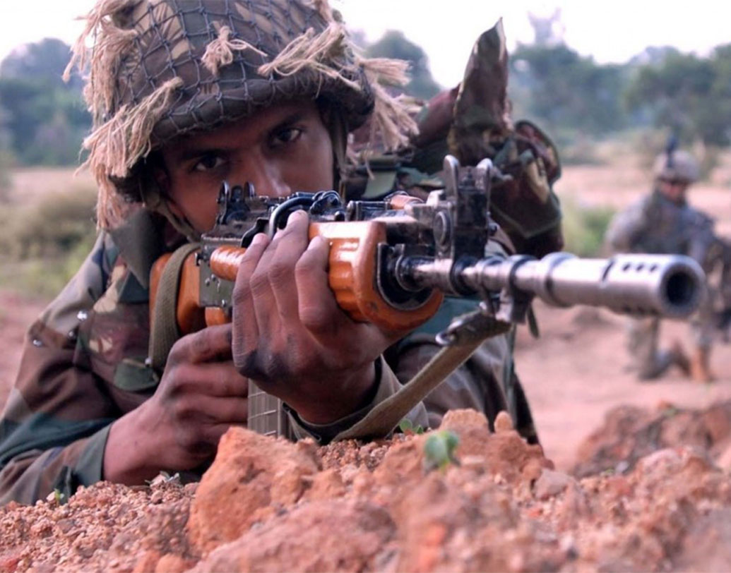 ২০১৮ সালে ভারত প্রতিরক্ষা খাতে বরাদ্দ করছে চার লক্ষ কোটি টাকা। যা দেশের মোট জিডিপির ২.১ শতাংশ, জানাচ্ছে ইন্টারন্যাশনাল ইনস্টিটিউট ফর স্ট্র্যাটেজিক স্টাডিজ (আইআইএসএস)। সেখানে পাকিস্তান ৭৮,২১৬ কোটি টাকা বরাদ্দ করেছে, যা সে দেশের জিডিপির ৩.৬ শতাংশ।