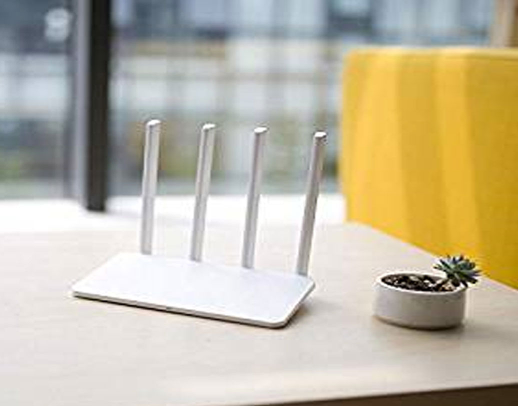 এমআই রাউটার থ্রিসিতে রয়েছে ৬৪ এমবি র‌্যাম, অনলাইন গেম খেলতে কোনও অসুবিধাই হবে না আর। রাউটারটি রেডমি ওয়াই-ফাই অ্যাপে যোগ করলে অ্যান্ড্রয়েড ও আইওএস দু’টিকেই সাপোর্ট করবে। বাড়ির ওয়াই-ফাইও নিয়ন্ত্রণ করা যাবে। এটির দাম ১০০০ টাকা।