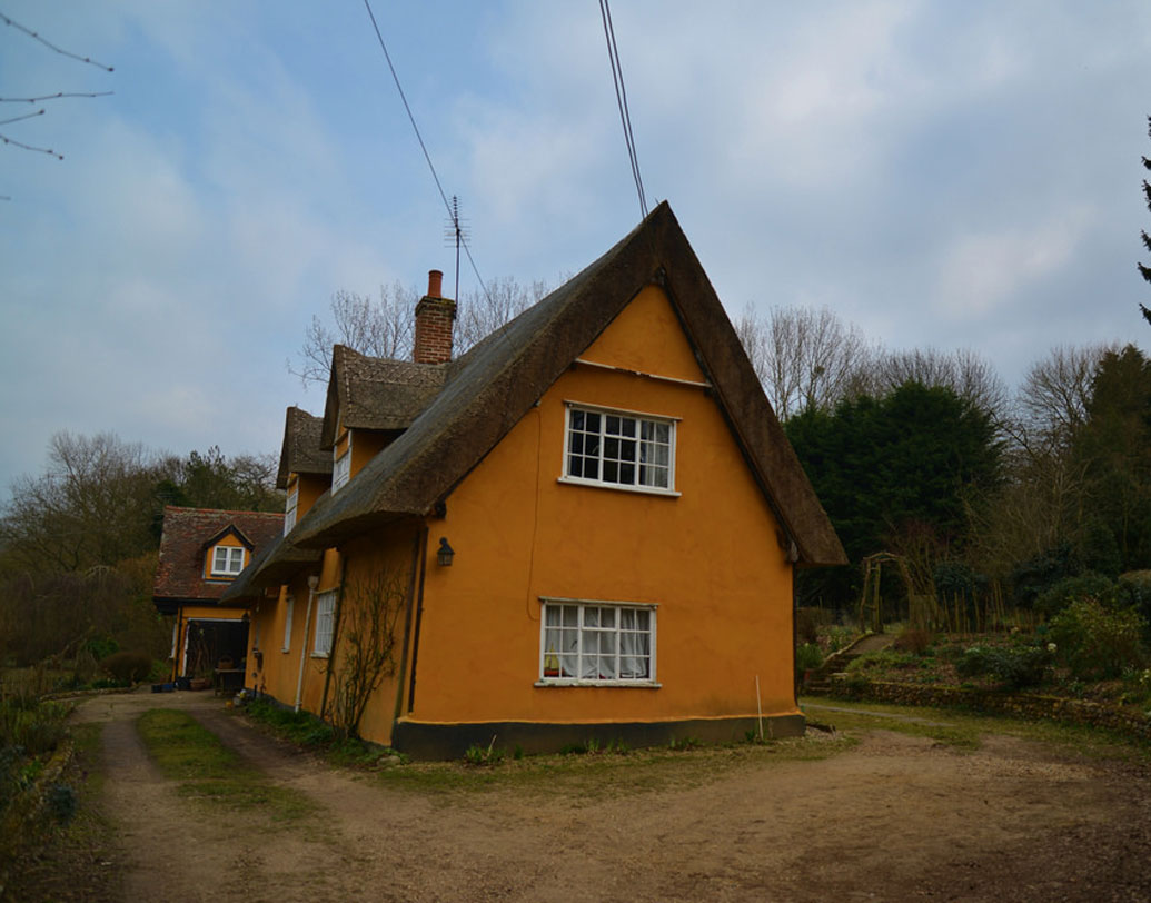 তবে অনেকেই বলেন, পুরোটাই মিথ। একেবারে অবৈজ্ঞানিক। তবে ১০০ বছর পেরিয়ে গেলেও ইংল্যান্ডের ওই এলাকায় ঘটনাটি নিয়ে চর্চা রয়েই গিয়েছে।