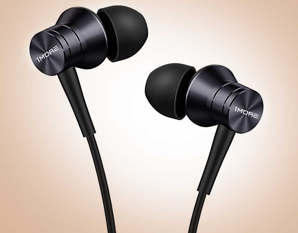 কম দামের ইয়ারফোনের মধ্যে প্রথমেই উল্লেখ করতে হবে। দাম ৮০০-এর কম। প্রস্তুতকারক সংস্থার দাবি, এই এয়ার ফোনে কানের কোনও ক্ষতি হবে না। শব্দতে যাতে কানে কোনও ক্ষতি না হয়, সে দিকটা বিশেষ নজর দেওয়া হয়েছে।