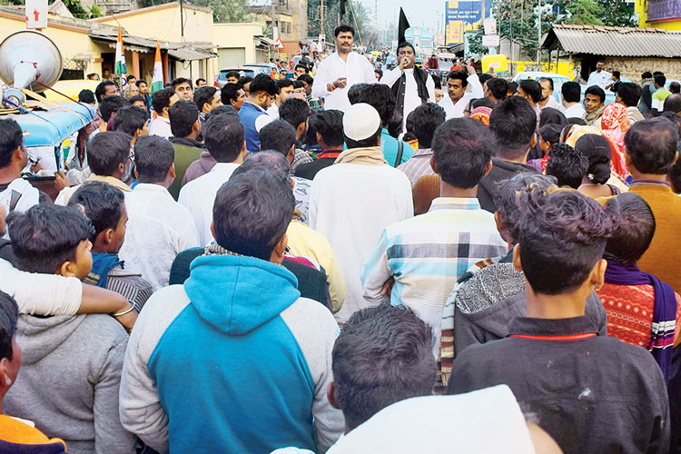 People facing problem for TMC agitation against CBI's action