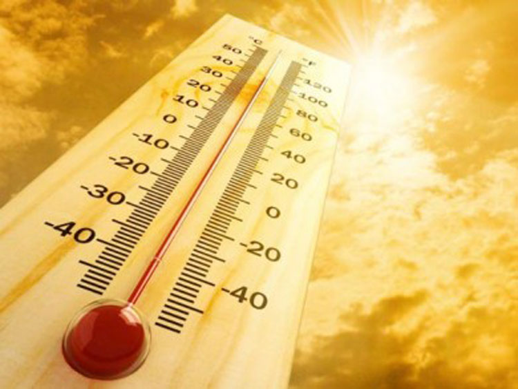 আবহাওয়ার এই পরিবর্তনের ফলে সামগ্রিক ভাবে প্রভাব পড়ছে তুষারপাত এবং শীতের মরসুমের উপরও।