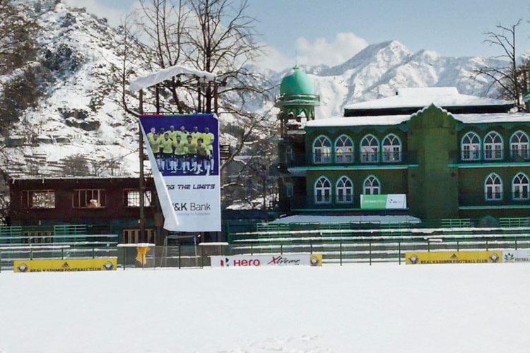 I League 2018-19: East Bengal vs Real Kashmir match is postponed due to heavy snowfall in Kashmir