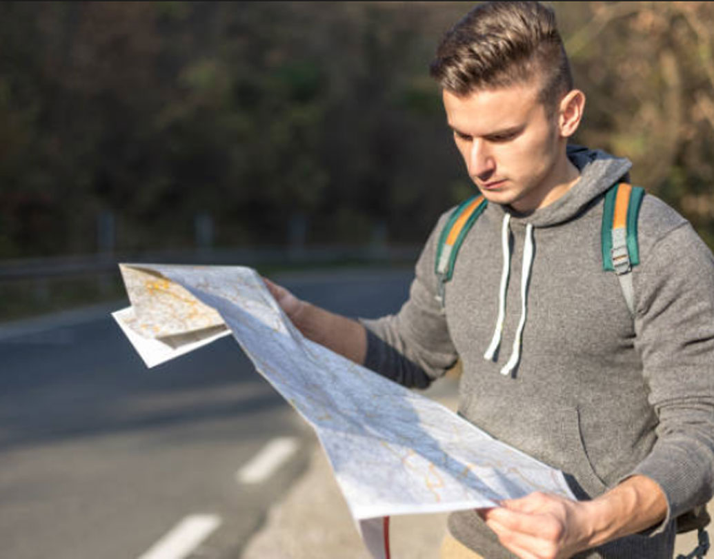 সব মিলিয়ে দু’হাজার ২০০ মানুষের বাস এলাকায়। সেখানে শুধুমাত্র গ্রামের নাম আর বাড়ির নম্বরের সাহায্যে গন্তব্যে পৌঁছনো যথেষ্ট সময়সাপেক্ষ এবং অসুবিধাজনক।