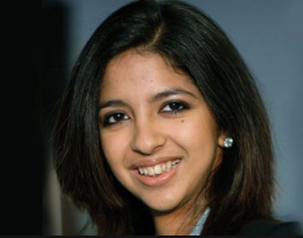 নন্দিনী পিরামল: ব্যবসায়ী অজয় পিরামলের কন্যা। এঁর অবশ্য আরও পরিচয় রয়েছে। নন্দিনী মুকেশ কন্যা ঈশা অম্বানীর ননদ। অক্সফোর্ড ইউনিভার্সিটির হার্টফোর্ড কলেজ থেকে স্নাতক। বর্তমানে ৩৮ বছরের নন্দিনী পিরামল এন্টারপ্রাইজের মানবসম্পদ উন্নয়ন বিভাগের শীর্ষপদে রয়েছেন।