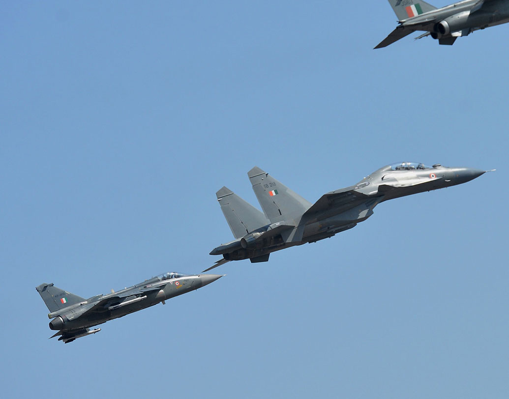 খুব তাড়াতাড়িই এর মধ্যে বিয়ন্ড ভিসুয়াল রেঞ্জ (বিভিআর) মিসাইন বা দৃষ্টির সীমার বাইরে থাকা লক্ষ্যবস্তুকে আঘাত হানতে সক্ষম ক্ষেপণাস্ত্র অন্তর্ভুক্ত করা হবে।