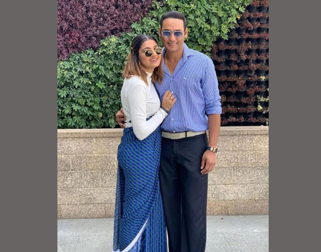 ভারতীয় ক্রিকেট দলের প্রাক্তন অধিনায়ক মহম্মদ আজহারউদ্দিনের ছেলে আসাদউদ্দিনের সঙ্গে ঘনিষ্ঠ সম্পর্ক রয়েছে আনমের।