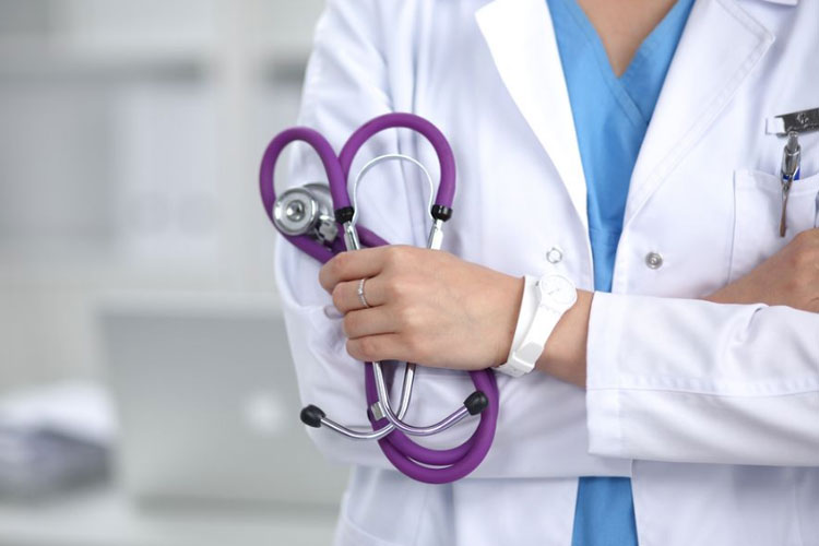 District Health Department not willing to accept leave application from Woman Doctor