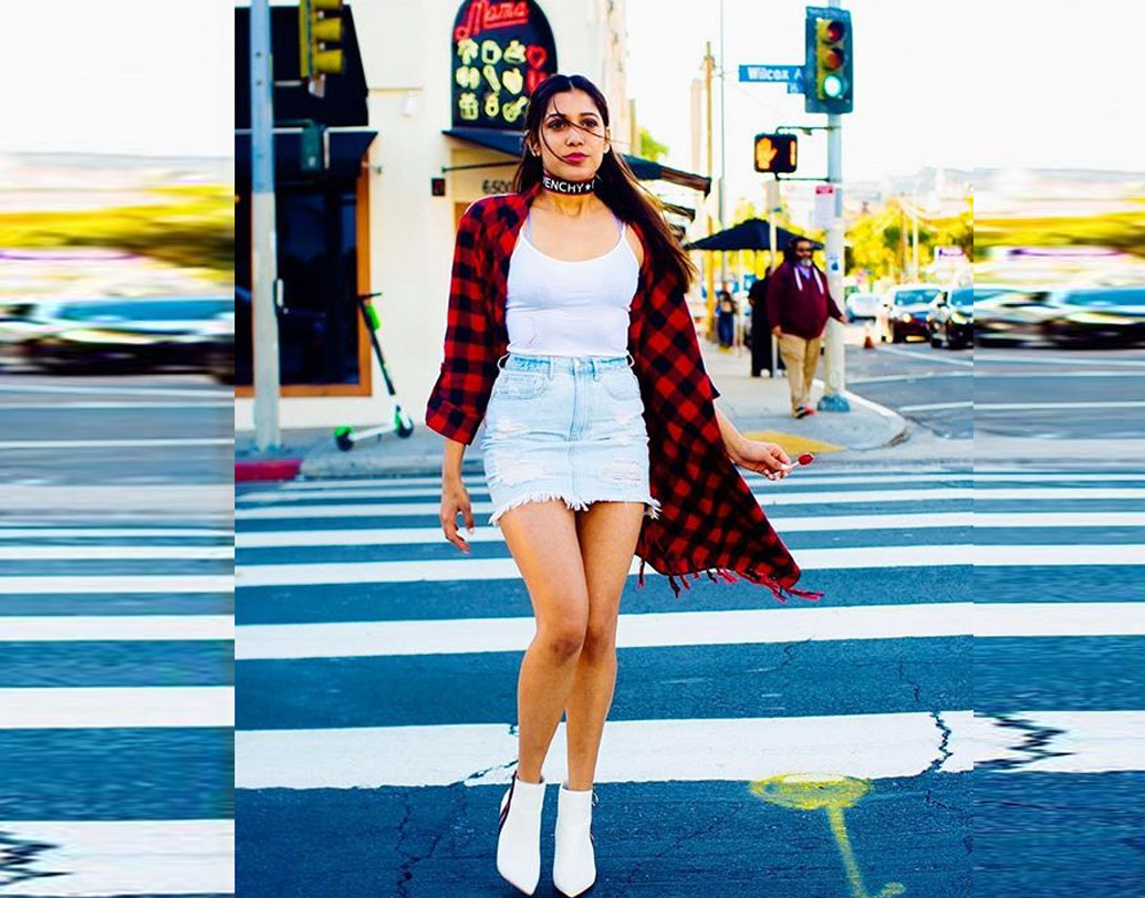 ব্রিটেনের ডান্স ট্রুপেও কাজ করেছেন আনিশা। নিমিত কোতিয়ানের সঙ্গে কাজ করতে দেখা গিয়েছে তাঁকে।