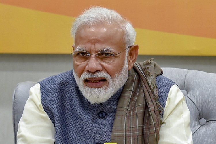 Lok Sabha Election 2019: Narendra Modi attacks Congress on various defense scams dgtl