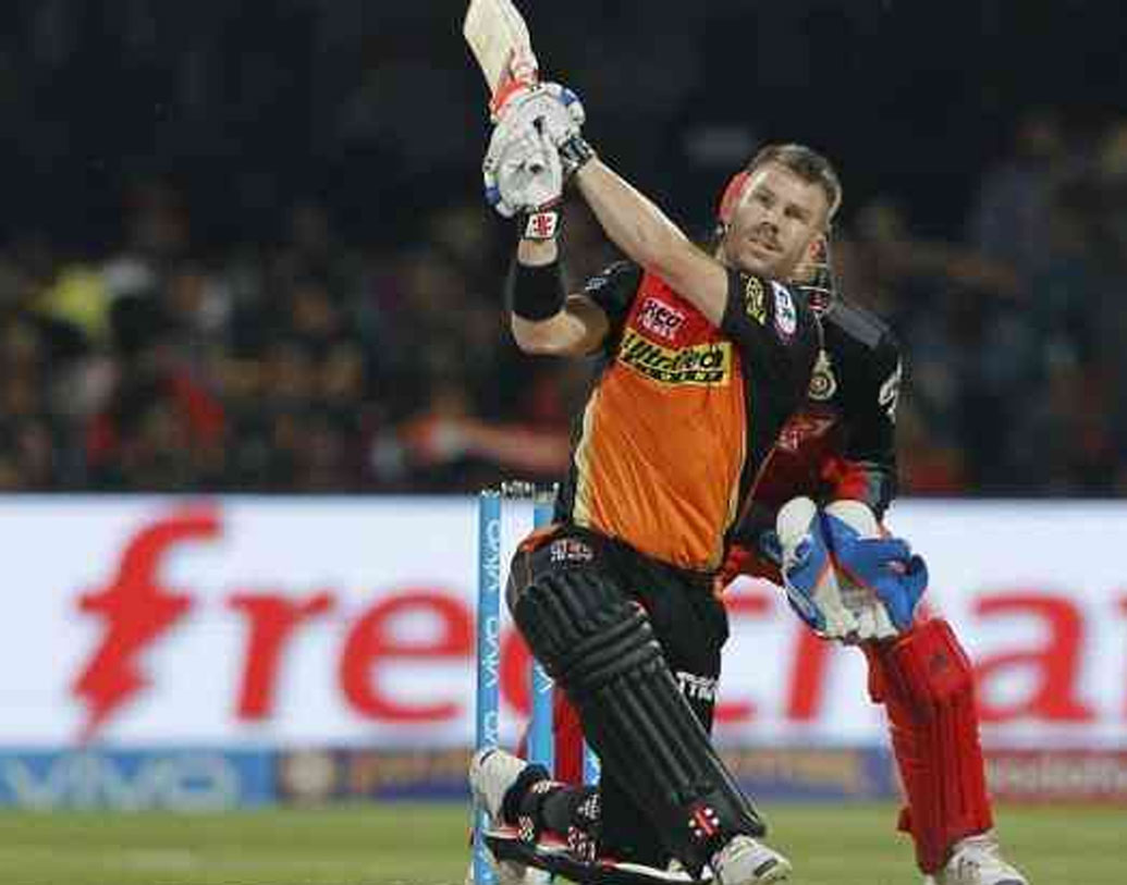 তালিকার অষ্টম স্থানে রয়েছেন ডেভিড ওয়ার্নার। ১১৪টি ম্যাচ খেলে ৪,০১৪ রান করেছেন ডেভিড। গড় ৪০.৫৪।