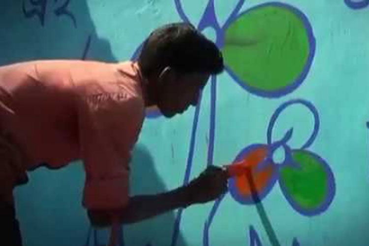 Lok Sabha Election 2019: Election Wall writers are getting professional day by day