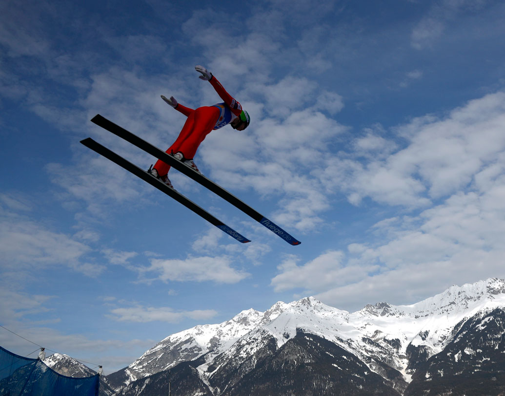 এই নিয়ে টানা দ্বিতীয় বার সুখী দেশের তালিকায় শীর্ষ স্থানে থাকল ফিনল্যান্ড। তার পরেই আছে ডেনমার্ক, নরওয়ে, আইসল্যান্ড এবং নেদারল্যান্ডস।