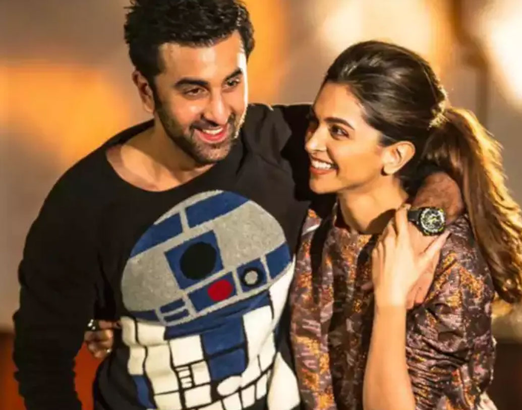 অনুষ্ঠান শেষে দু’জনেই ক্যাজুয়াল পোশাক পরেছিলেন।