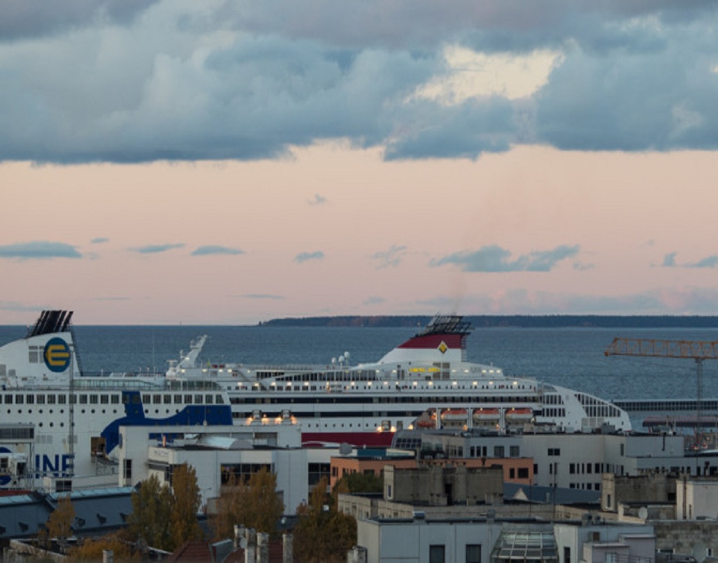এই প্রকল্পে খরচ পড়বে দেড় হাজার কোটি ইউরো। ভারতীয় মুদ্রায় প্রায় ১ লক্ষ ২০ কোটি টাকা। গোটাটাই বিনিয়োগ করছে চিনের টাচস্টোন ক্যাপিটাল পার্টনার্স লিমিটেড সংস্থা।