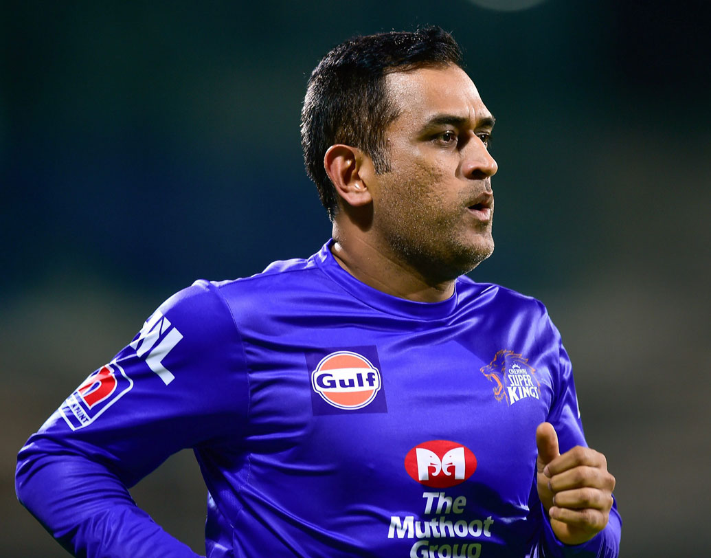 সিএসকে জানিয়েছে, এ বারের আইপিএলে চার নম্বরে নামবেন এমএস ধোনি। এখনও পর্যন্ত চেন্নাইকে তিন বার আইপিএল ট্রফি এনে দিয়েছেন মাহি। গত বারের চ্যাম্পিয়ন সিএসকে এ বারও নিজেদের দখলে সে ট্রফি রেখে দিতে চাইবে। এবং সেই লক্ষ্যে মাহির ব্যাটিং-কিপিংয়ের পাশাপাশি তাঁর ক্যাপ্টেন্সিও বড় ফ্যাক্টর হবে।