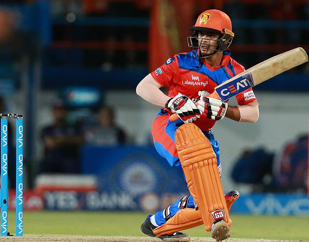 দলে জায়গা পেতে পারেন ঈশান কিষান। উইকেটকিপার হিসাবে তাঁর দক্ষতা যাচাই করেও নেওয়া যাবে সে ক্ষেত্রে।