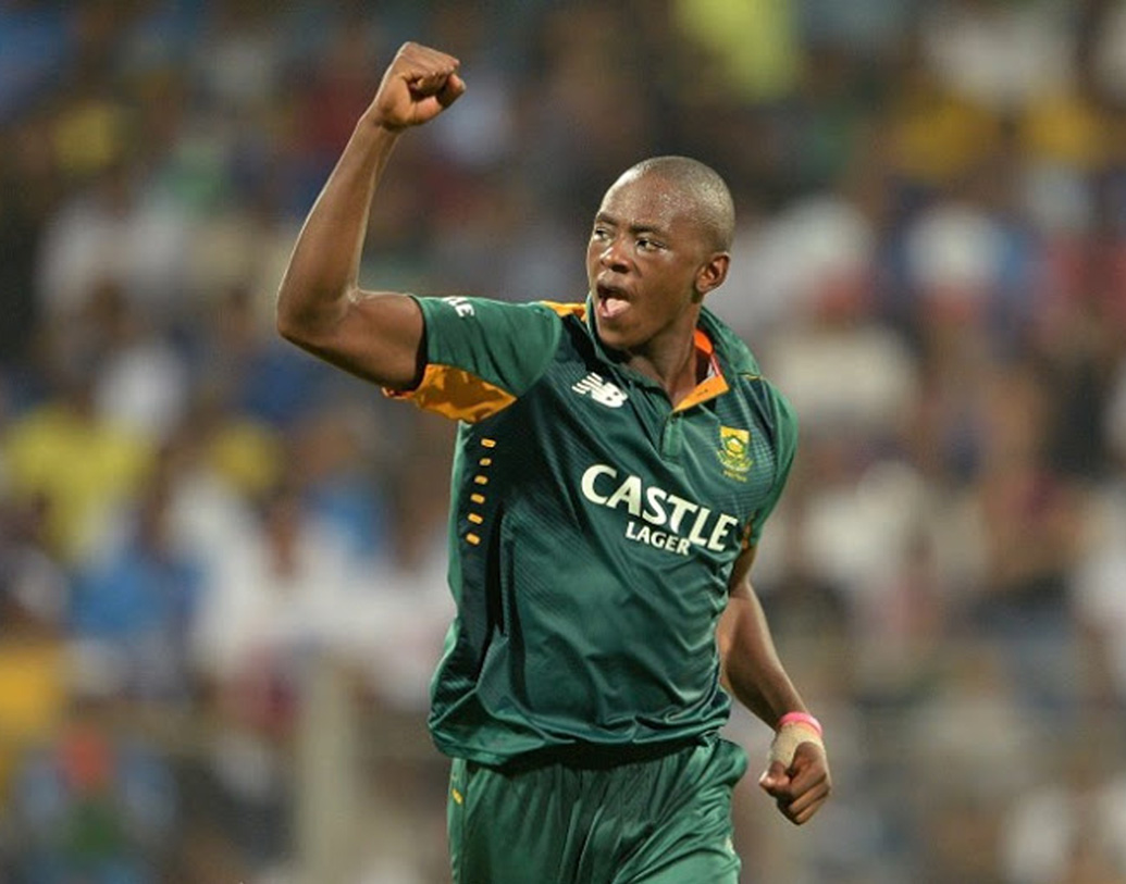 কাগিসো রাবাডা: দক্ষিণ আফ্রিকার পেসারটি বিশ্বের অন্যতম সেরা বোলারদের এক জন বললে বেশি বলা হবে না। তবে পরিস্থিতি বদলালে ট্রেন্ট বোল্টকেও খেলানো হতে পারে।