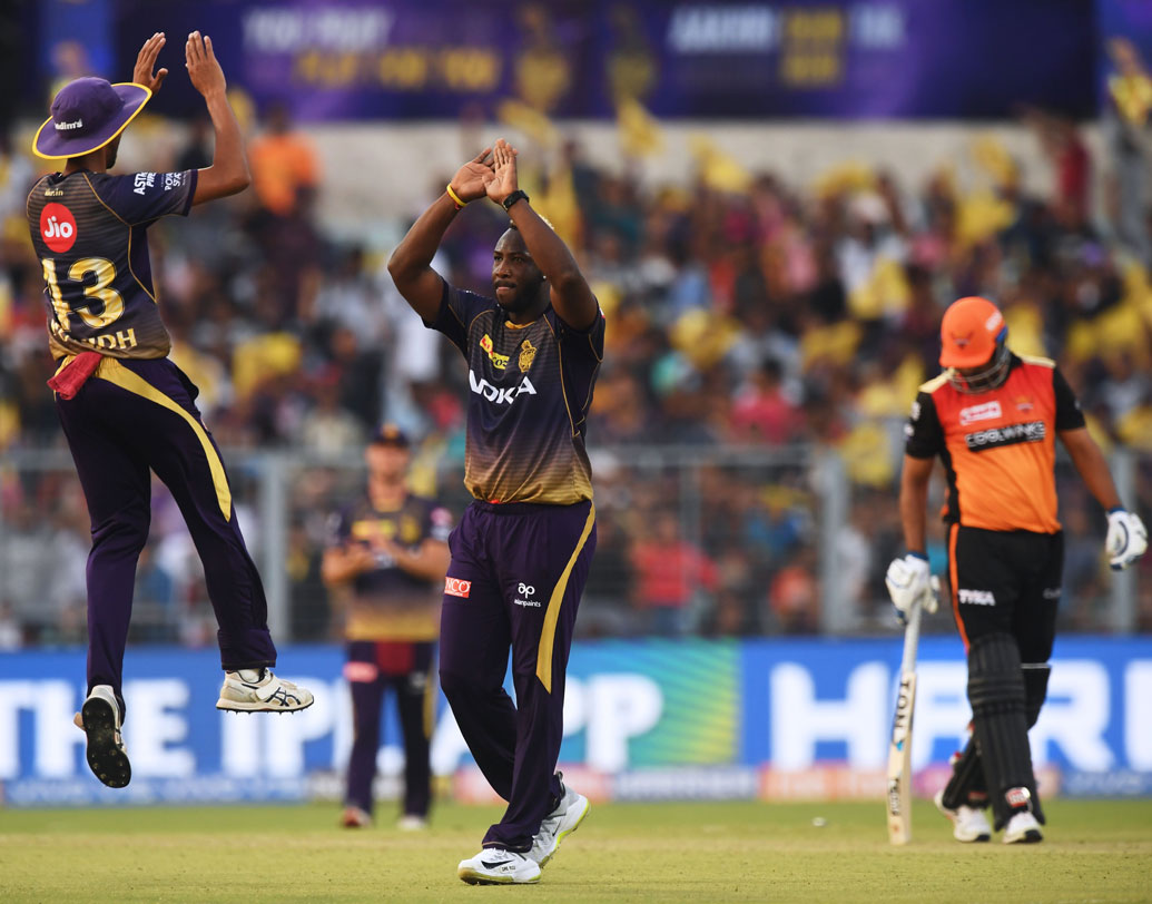 ডেভিড ওয়ার্নার যখন আউট হন, দলের রান তখন ১৪৪। ওয়ার্নার নাইট বোলারদের সামলাতে পারলেও ইউসুফ পাঠান, মণীশ পাণ্ডেরা প্রসিদ্ধ কৃষ্ণ, আন্দ্রে রাসেল, লকি ফার্গুসনদের খেলতে পারেননি।