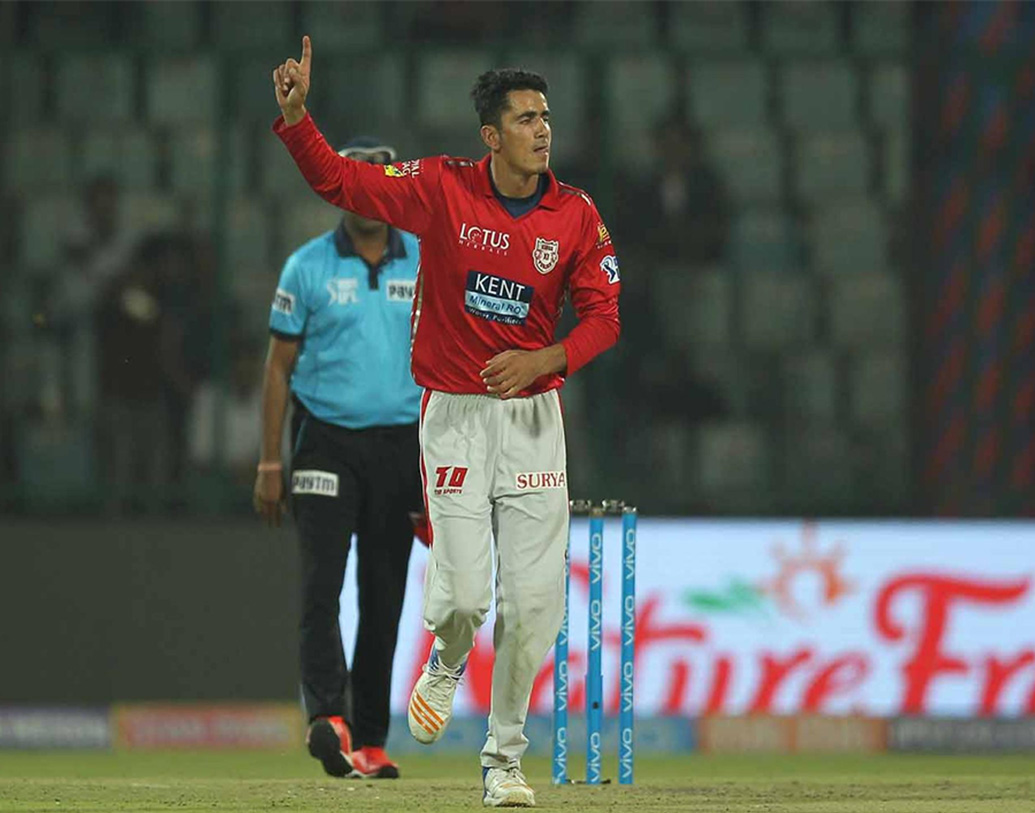 পঞ্জাবের হয়ে গত বারে দারুণ পারফরম্যান্স ছিল মুজিবুর রহমানের। পঞ্জাবের ‘এক্স ফ্যাক্টর’ নামতে পারেন নয় নম্বরে।