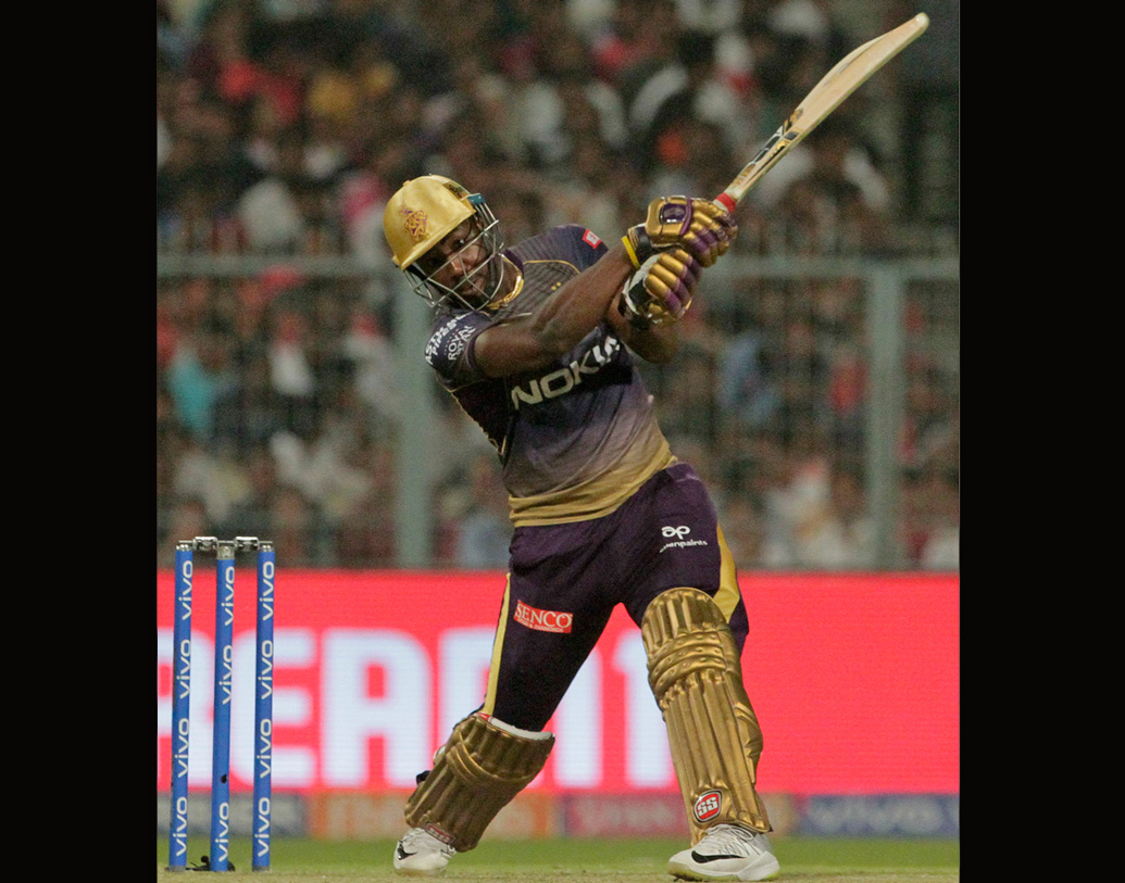 ১৭ ওভারের শেষ বলে ১ রান যোগ হল। এটি ছিল ফুল টস। কেকেআরের রান দাঁড়াল ৪ উইকেটে ১৪৮।