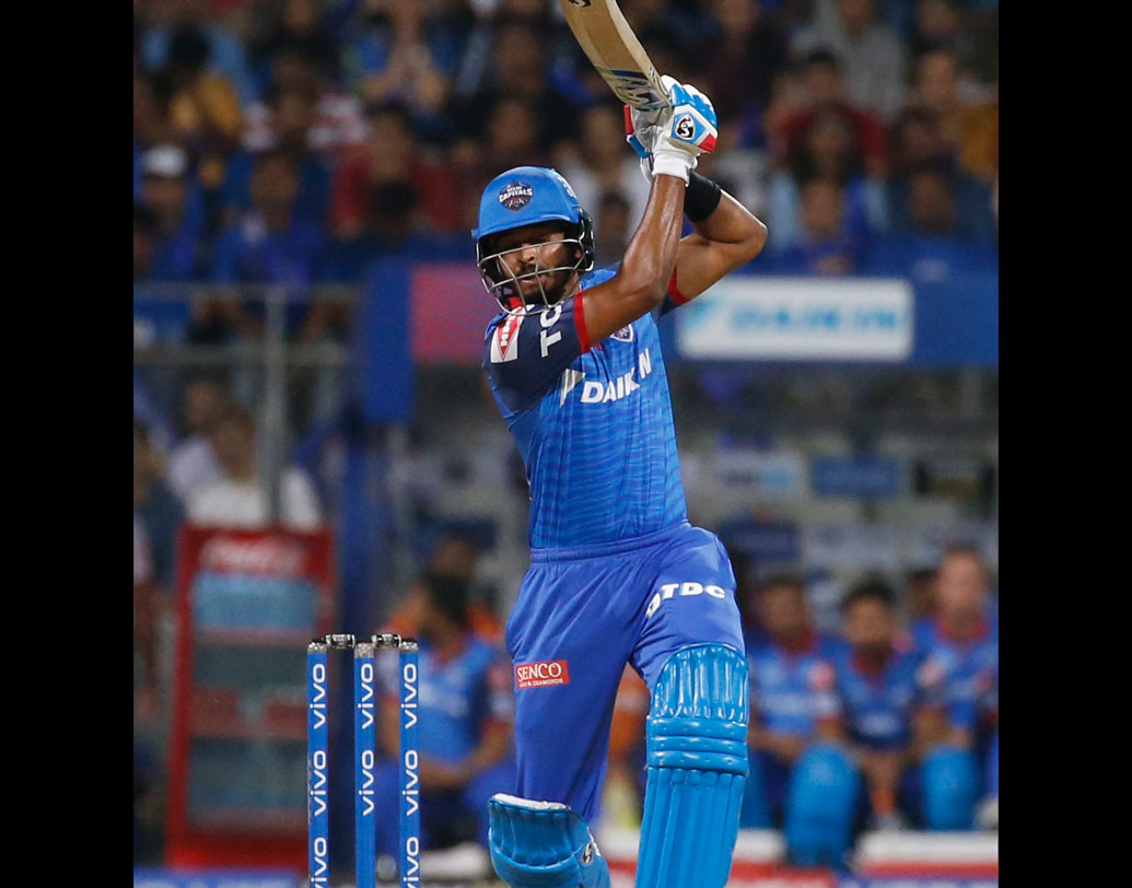 মুম্বইয়ের বিরুদ্ধে আত্মবিশ্বাসী শ্রেয়স আইয়ার মাত্র ১৬ রান করেছেন গত ম্যাচে। তবে তিন নম্বরে নামলে চেন্নাইকে বেগ দিতে আপ্রাণ চেষ্টা করবেন এই স্কিপার।