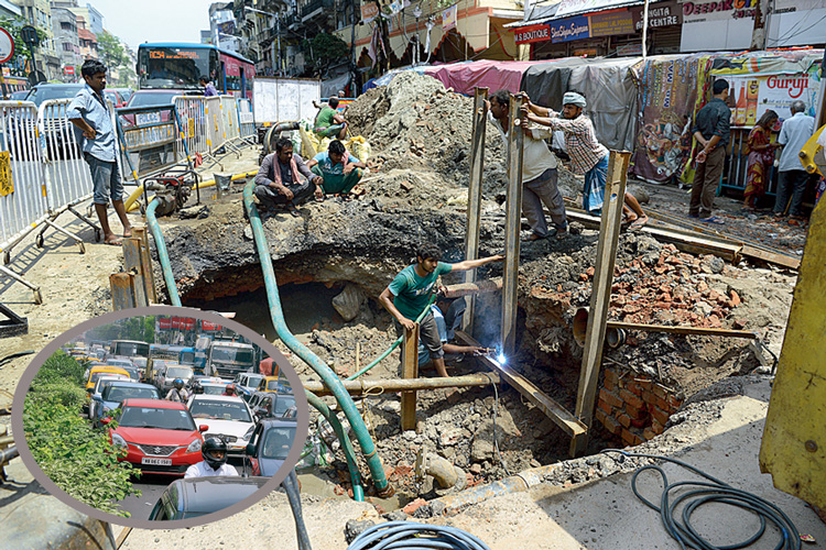 Underground valve broken at C R Avenue
