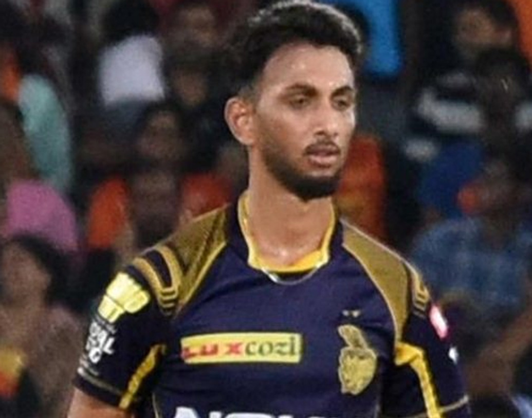 প্রসিদ্ধ কৃষ্ণ থাকতে পারেন দশ নম্বরে। আগের চেয়ে অনেক ভাল বল করছেন। চাপের মুখে ভাল বল করার ক্ষমতা রাখেন।