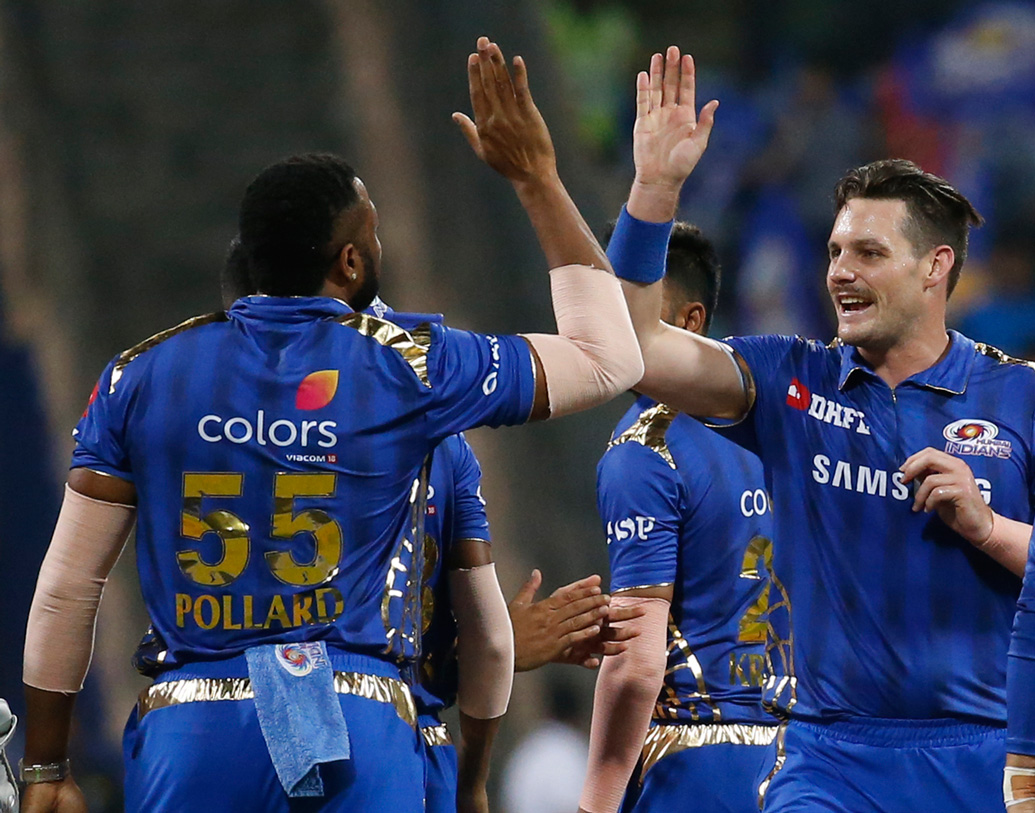 মিচেল ম্যাকক্লেনাঘান গত ম্যাচের অন্যতম সফল বোলার। তিন তিনটি উইকেট ছিল তাঁর দখলে। নিউজিল্যান্ডের পেসার বল হাতে আজও ঝলসে উঠবেন বলেই মনে করা হচ্ছে। 