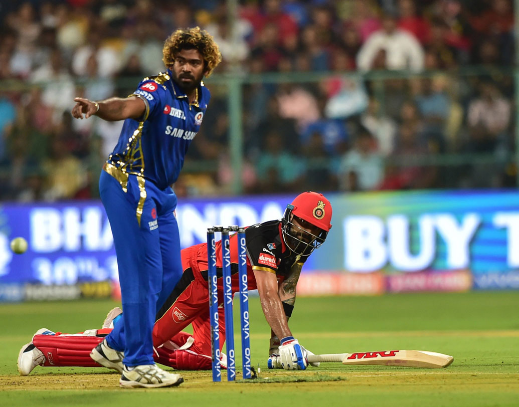 মালিঙ্গার ১৫ বছর আন্তর্জাতিক ক্রিকেটের অভিজ্ঞতাই এগিয়ে দিয়েছে মুম্বইকে। শেষ ওভারে তিনি দিয়েছেন মাত্র ১০ রান। 