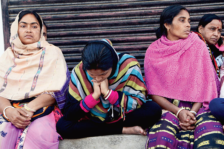 Husband accused on the death of a woman in Berhampore