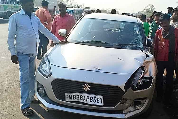 2 Died in the road accident in two separate incidents Bardhaman