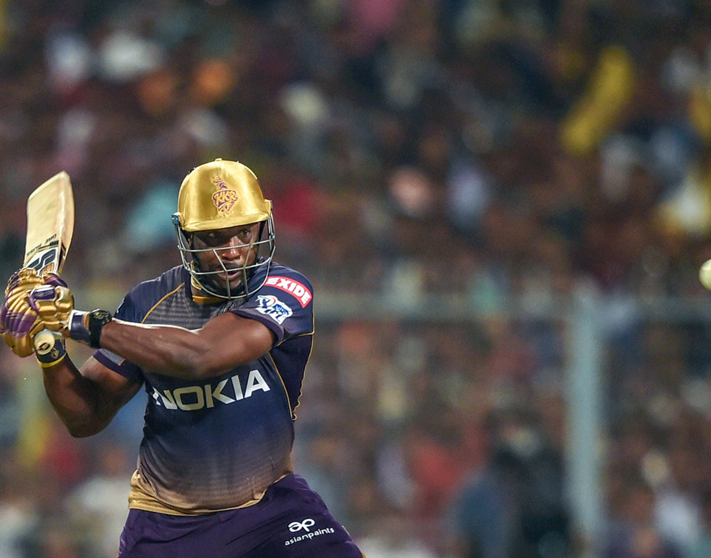 আন্দ্রে রাসেল যে পাঁচ নম্বরে থাকতে পারেন, এ নিয়ে খুব একটা সন্দেহ থাকার কথা নয়। গত দুই ম্যাচেই জয়ের নায়ক তিনি। তাঁর ব্যাট ও বলে বিপক্ষ উড়ে গিয়েছে বললে ভুল হবে না।