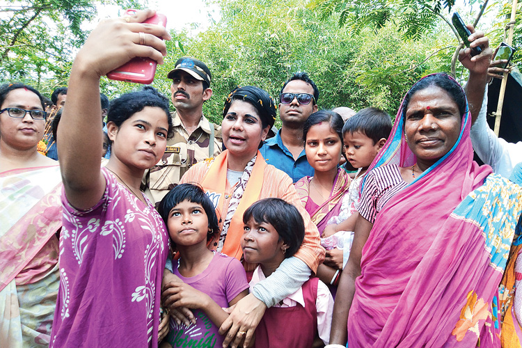 Lok Sabha Election 2019: Bharati Ghosh faced some unpleasant question in Panskura