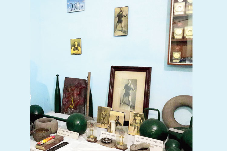 Jatindra Charan Guho AKA Gobar Goho, the famous Wrestler who made