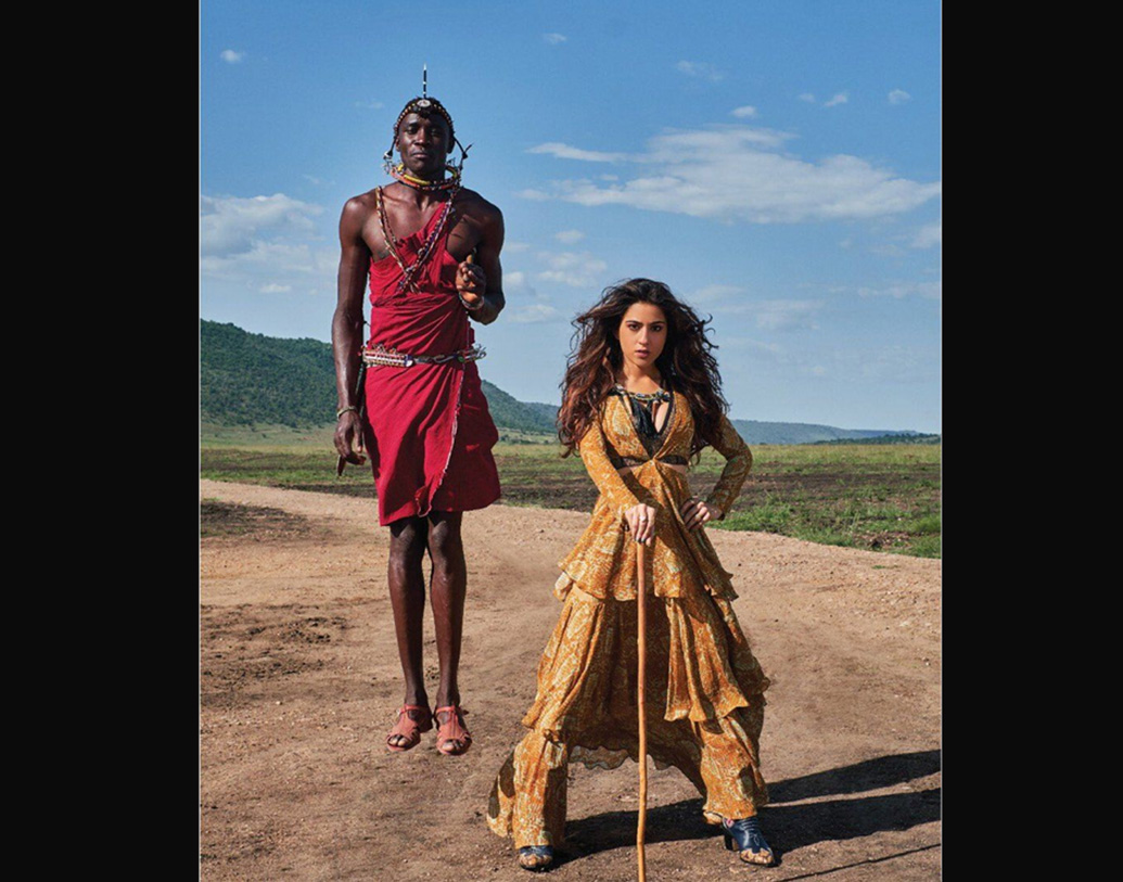 সম্প্রতি একটি পত্রিকার ফটোশুটের পোশাক নিয়েও ট্রোলিংয়ের মুখে পড়েন সইফ আলি খান-অমৃতা সিংহের কন্যা।