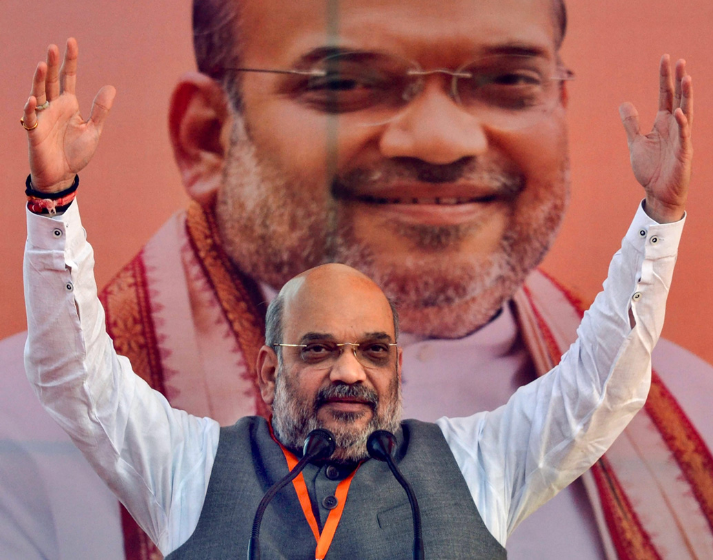 আয়ের উৎস হিসেবে অমিত দেখিয়েছেন, রাজ্যসভা সাংসদের বেতন, ভাড়া দেওয়া সম্পত্তি ও কৃষি।