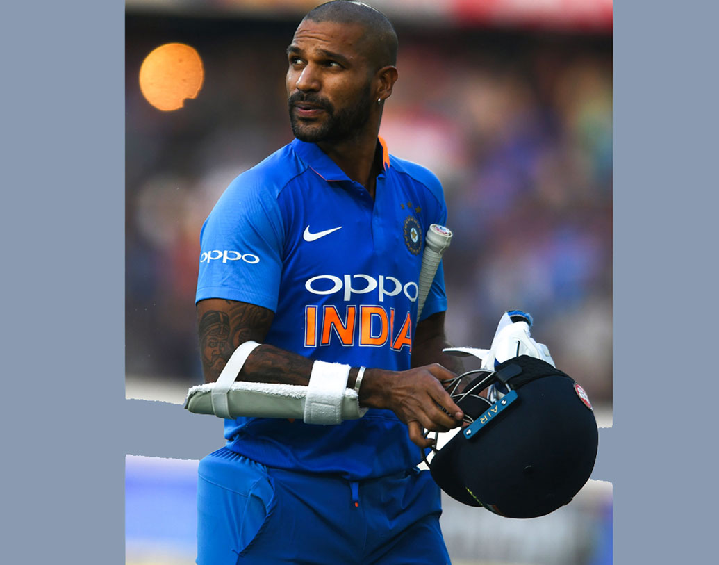 শিখর ধওয়ন: দ্রুত রান তোলার ক্ষেত্রে বাঁ হাতি ওপেনারটির বিকল্প কমই আছেন। বিশ্বকাপের আগে পরিবর্তনের কোনও সম্ভাবনা নেই। যদিও ধারাবাহিকতা নিয়ে সমস্যা রয়েছে। গত ম্যাচেও রান পাননি।