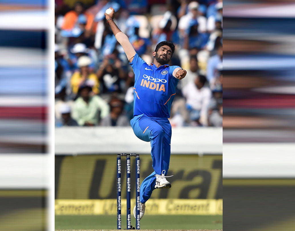 যশপ্রীত বুমরা: তিন ফরম্যাটের ক্রিকেটে নিজেকে প্রমাণ করেছেন বারবার। গত ম্যাচেও পেয়েছেন দুই উইকেট।