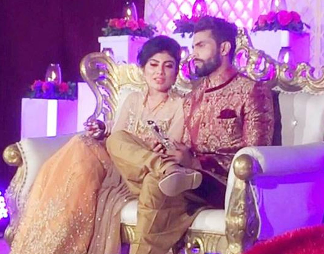 জাডেজার সঙ্গে বিয়ে হওয়ার আগে থেকেই সামাজিক কাজকর্মে যুক্ত ছিলেন।