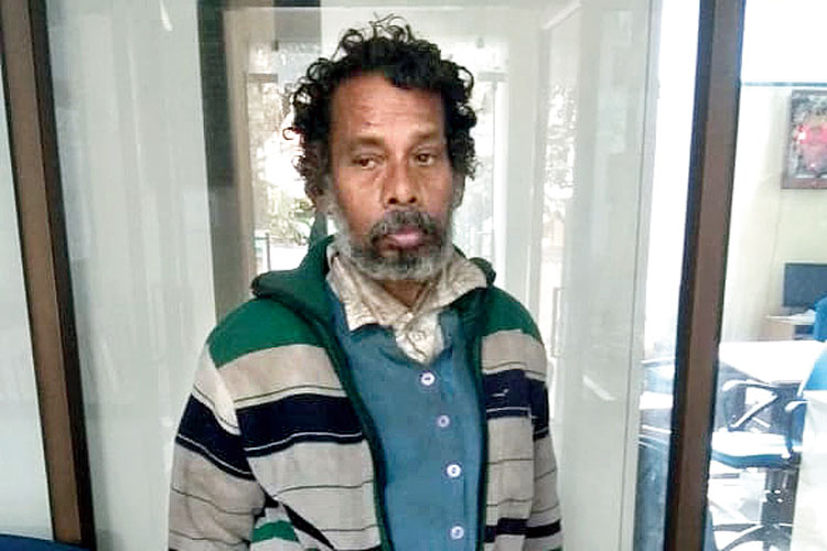 Police helped absconding old woman to return to her home