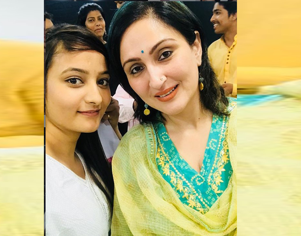 ২০১০ সালে উস্তাদ বিসমিল্লা খান যুব পুরস্কার পেয়েছেন তিনি। ‘ঘর কি বাত’ নামে একটি হিন্দি ধারাবাহিকেও অভিনয় করেছেন তিনি।