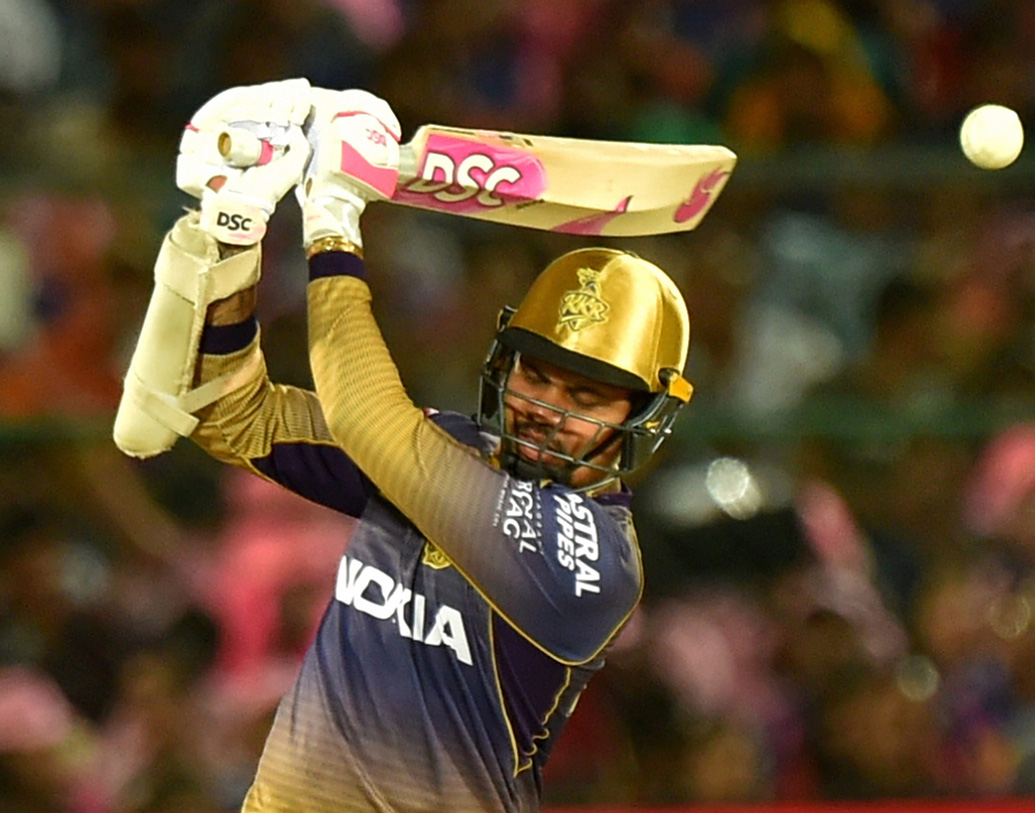 সুনীল নারাইন, নীতীশ রাণা বা রবিন উথাপ্পা, কেউই ক্রিজে থাকতে পারেননি বেশি ক্ষণ। অন্য দিকে দু’প্লেসি ও রায়ুডু সিএসকের হয়ে তৃতীয় উইকেটে ৪৬ রান যোগ করেন।