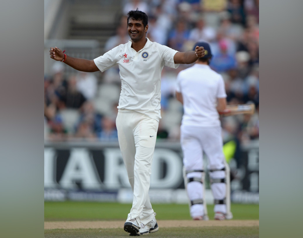 পেস বোলিংয়ে তাঁর বৈচিত্র দেখে অনেকেই বলেছিলেন, জাতীয় দলে জাভাগাল শ্রীনাথের জায়গা নিতে চলেছেন তিনি। কারণ পঙ্কজ খুব শৃঙ্খলাবদ্ধ ছিলেন। তবে আন্তর্জাতিক ক্রিকেট থেকে কোথায় যেন হারিয়ে গেলেন তিনি।