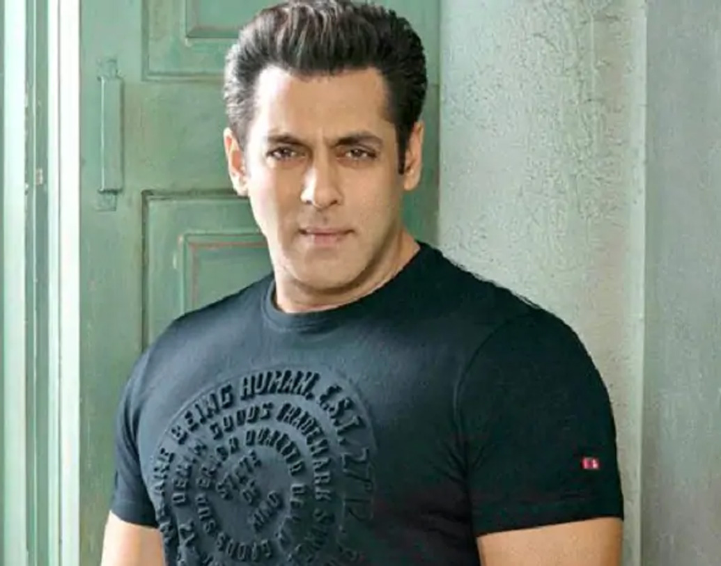 বলিউড থেকে সলমন খান-সহ আরও অনেকের ওই অনুষ্ঠানে উপস্থিত থাকার কথা।