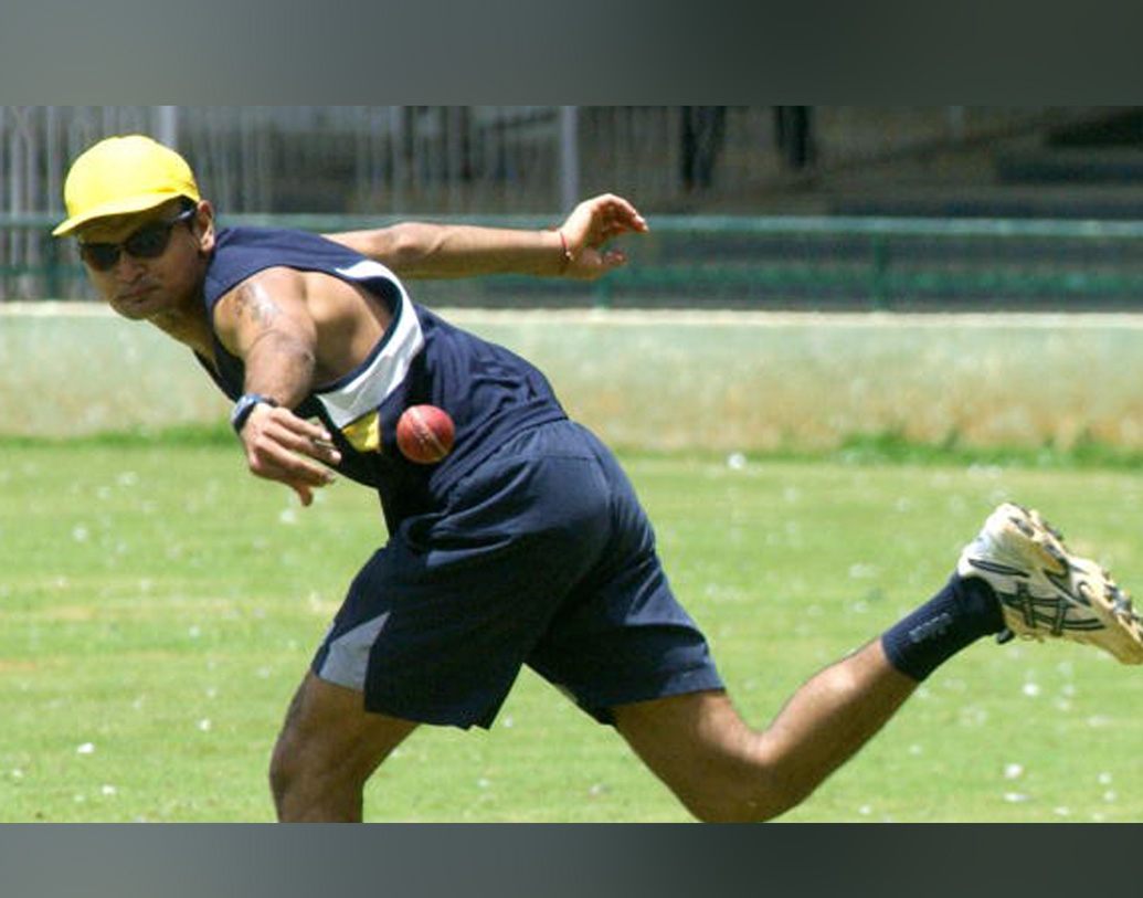 ২০০৭ সালে বিদ্রোহী ইন্ডিয়ান ক্রিকেট লিগে যোগ দেন চেন্নাই সুপারস্টারের হয়ে। ২০০৯ সালে বিসিসিআই জানায়, আইসিএল ত্যাগ করলে জাতীয় দলে ফেরা যেতে পারে। তাই আইসিএল ছাড়েন। তবে আর ফেরা হয়নি জাতীয় দলে।