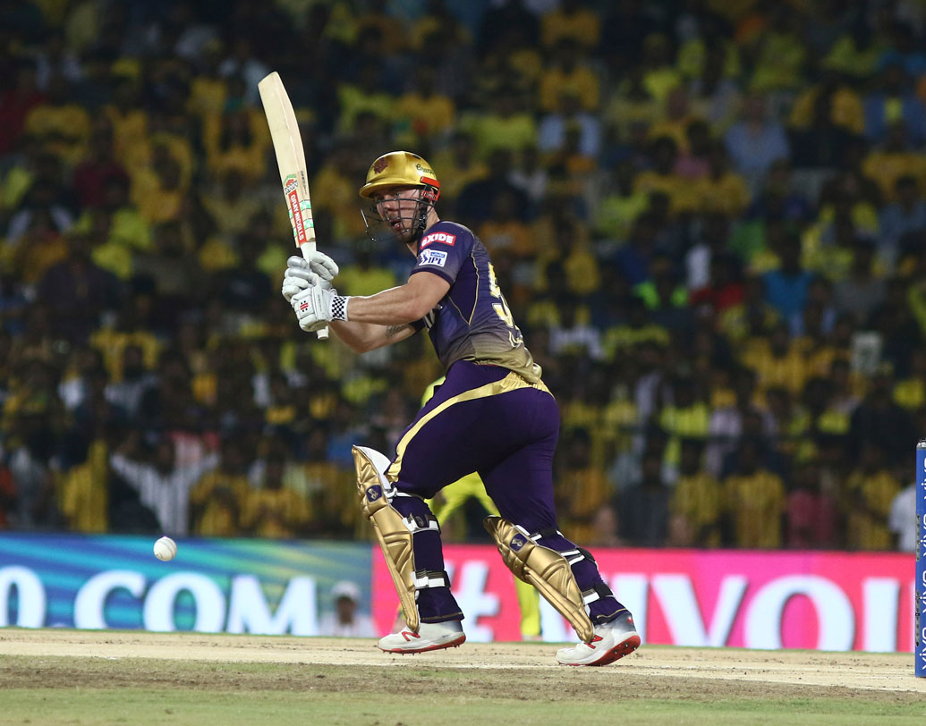 নারাইন না খেললে ফেরানো হতে পারে ক্রিস লিনকে। রাণার সঙ্গে লিন ইনিংসের শুরু করলে তিন নম্বরে আসতে পারেন শুভমান গিল। সেক্ষেত্রে দলের ভারসাম্যও বাড়বে। তিন নম্বরে গিল নামলে ব্যাটিং অর্ডারও শক্তিশালী হবে। গত ম্যাচে ভাল ব্যাট করেছেন।