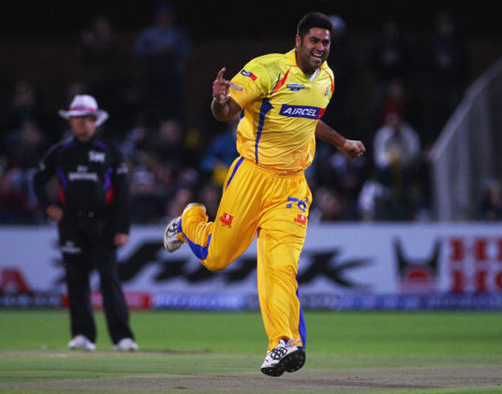 ২০০৮ সালে চেন্নাইয়ের হয়ে সর্বাধিক উইকেট নিয়েছিলেন। ১৬ ম্যাচে ১৭ উইকেট নিয়ে দারুণ ভাবে শুরু করেছিলেন, অথচ আজ জাতীয় দল থেকে অনেকটাই দূরে।